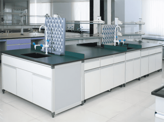 Tavolinë Laboratori Alumini-Druri