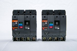 Direct-current Moulded-case Circuit Breaker-FTM2DC