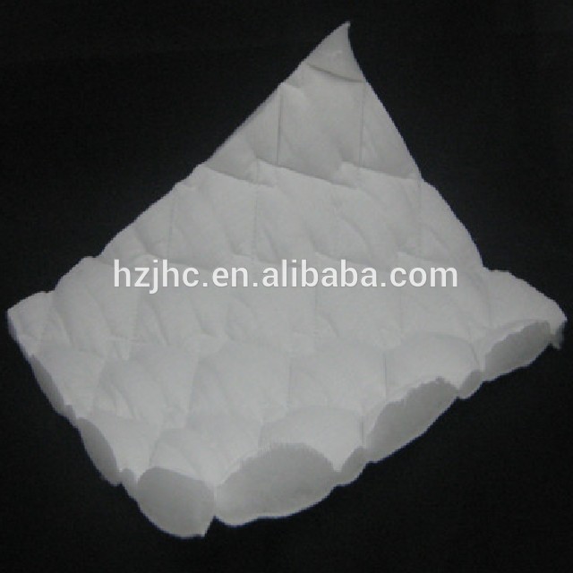 Polyester cotton nonwoven pad fabric for quilt and garments