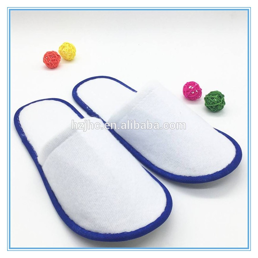 Needle punched nonwoven fabric for hotel disposable nonwoven slippers