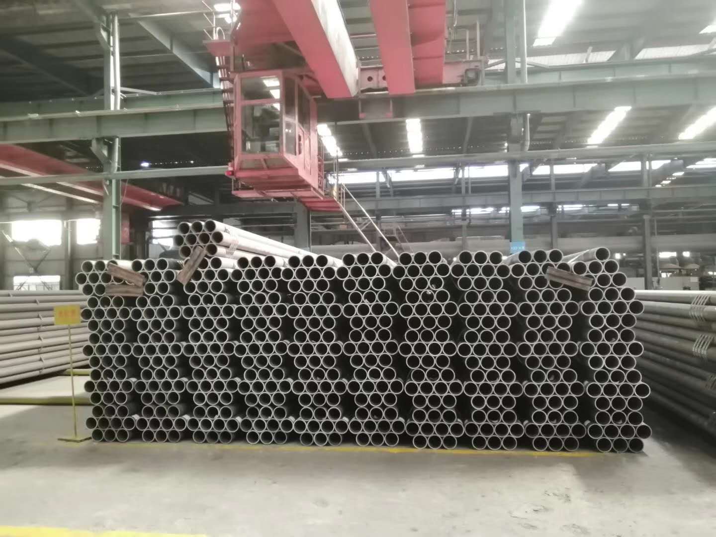 Hot Rolled Seamless Steel Pipe Api L Astm Standard Shandong Joywin