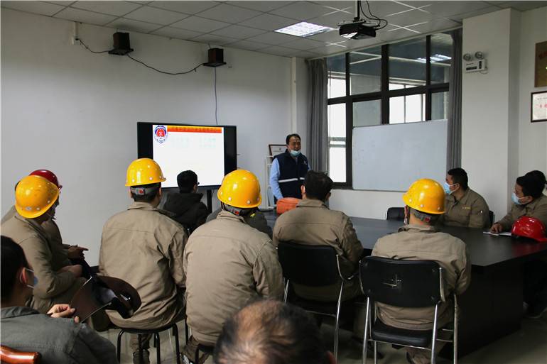 Zhengzhou Kebu Technology organizes fire safety knowledge training