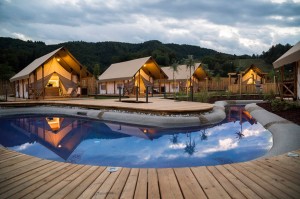 Luxury Glamping Hotel Safari Tent