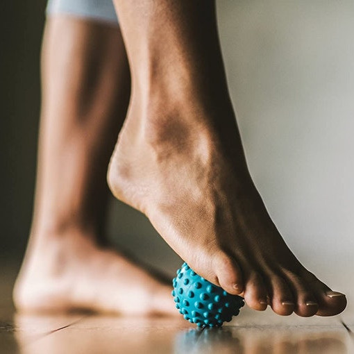 The 4 Best Massage Balls To Relieve Aches & Pains