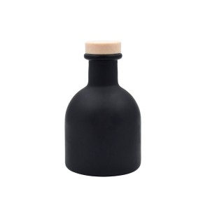 90ml Black Painted Diffuser Bottle With Synthetic Cork
