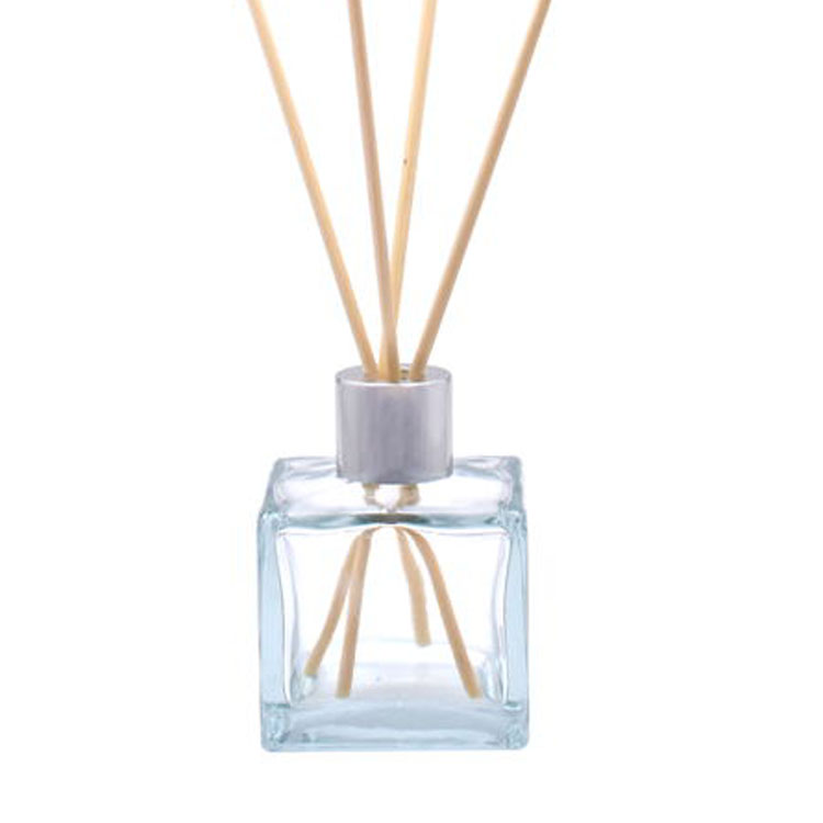 80ML aroma diffuser glass bottle with Rattan stick Featured Image