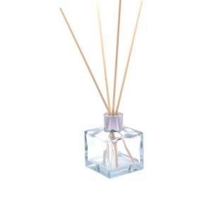 80ML aroma diffuser glass bottle with Rattan stick