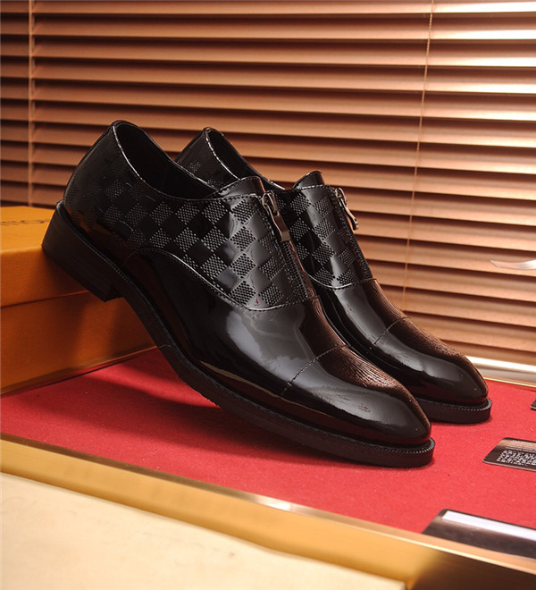 Custom Made Suprior Quality Black Patent Leather Formal Shoes Men Dress Shoes Factory