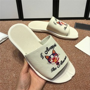 OEM Made Beach Slippers Whte Cowskin Cat Printing Slippers