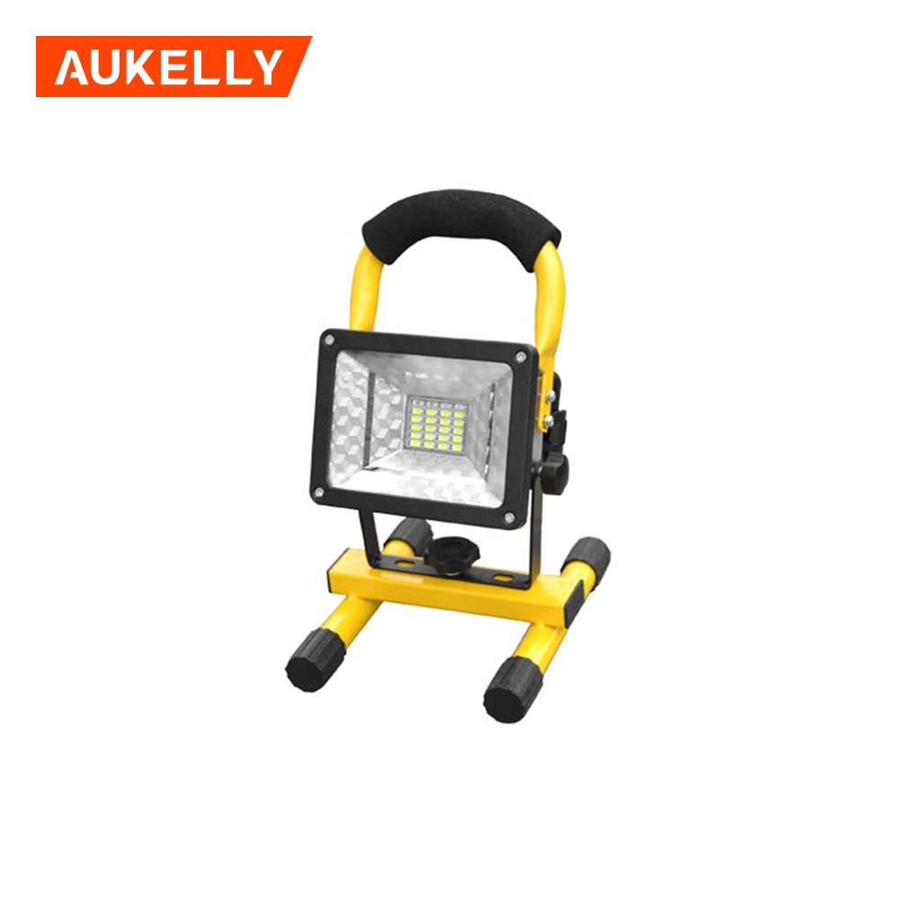 Aukelly Waterproof IP65 Portable Site SpotLight Rechargeable Outdoor Emergency cob 30w led flood work light