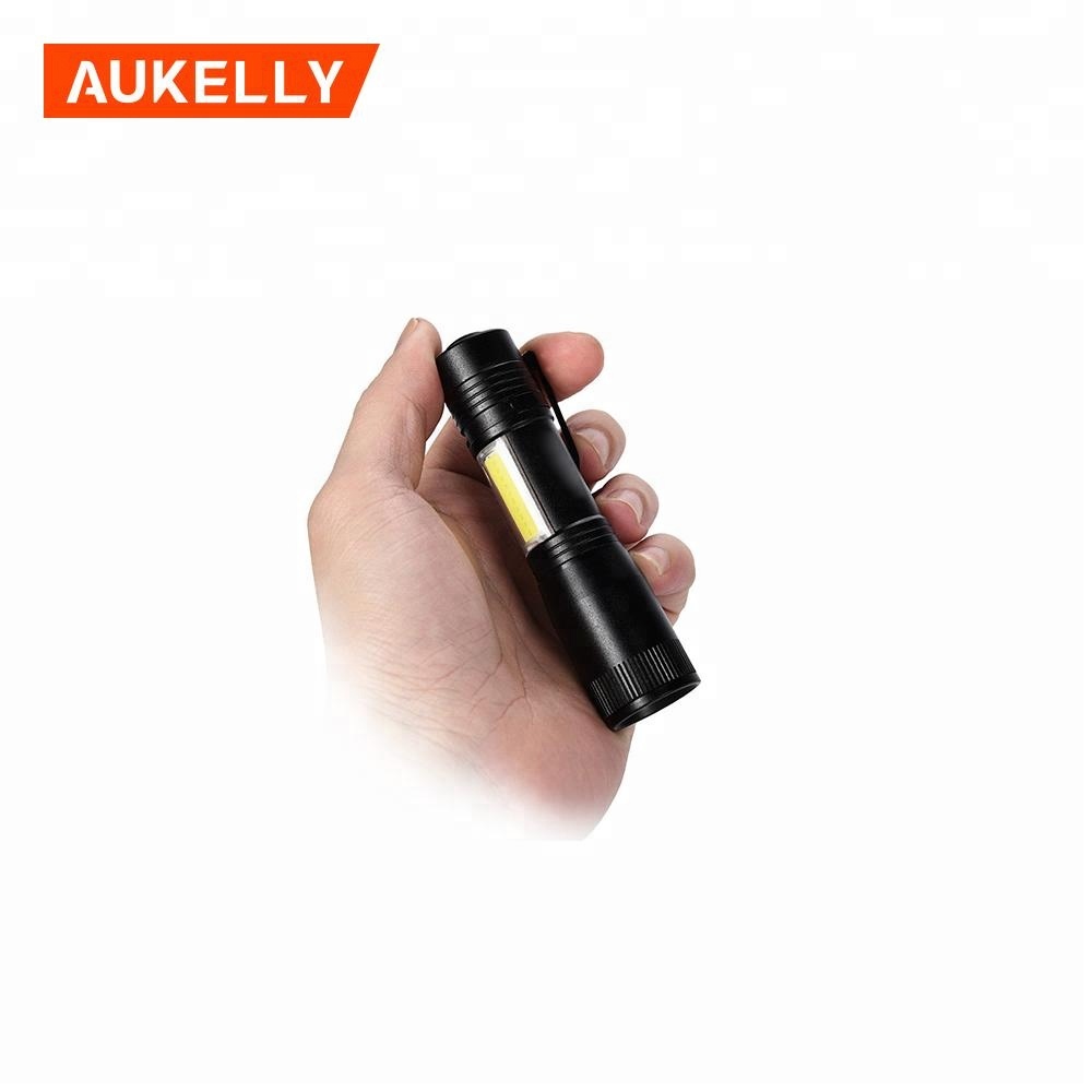 Aukelly 2018 new design mini fluorescent light aluminum alloy led cob mini Adjustable Focus Flashlight