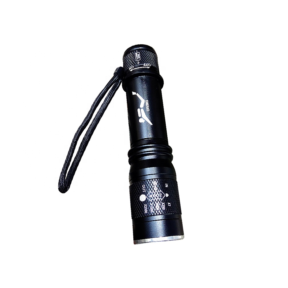 Professional Submarine Flashlight Waterproof IP68 Aluminum Alloy Zoomable Lamp High Power Led Diving Torch Underwater Flashlight