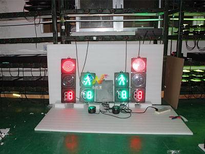 The purpose and composition of The shenzhen wide way traffic lights