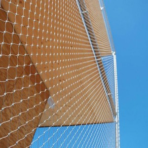 Balcony anti-throw net