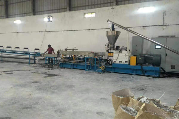Biodegradable and compostable plastic granulator machine in Indian