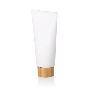 white PE plastic bottle with bamboo cap