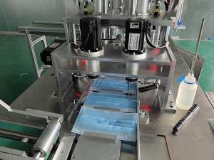 Automatic 3 layers disposable plane face mask making machine