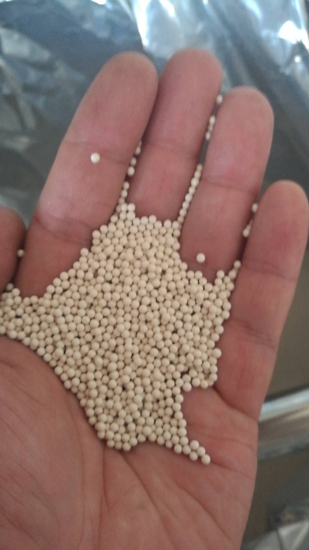 The Newly Purchased France CECA Molecular Sieves Arrived in Cape-Golden Production Base