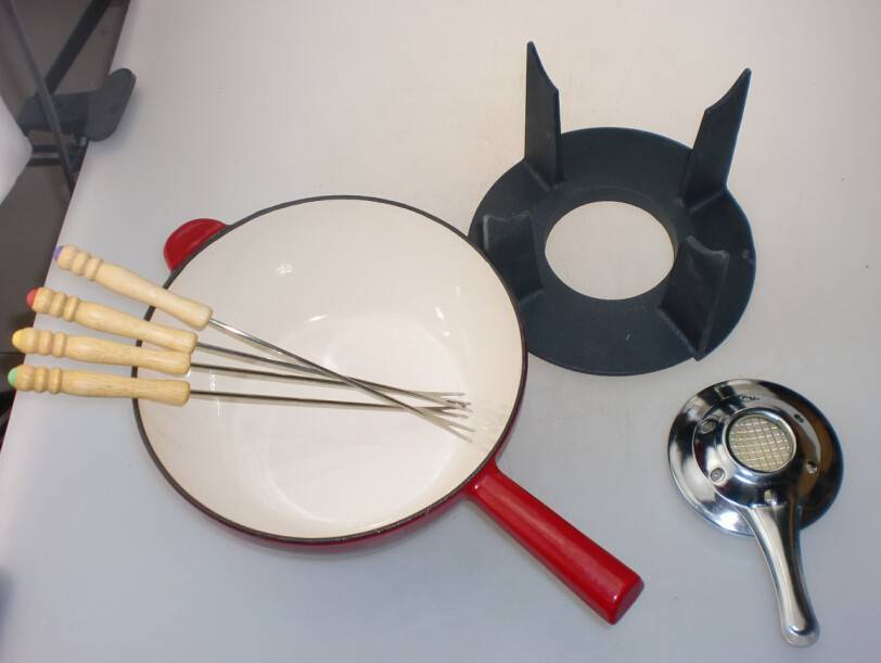 Hot-selling Gas Burner Hot Pot Casserole -
 New fasionable high quality cast iron enamel fondue set – KASITE