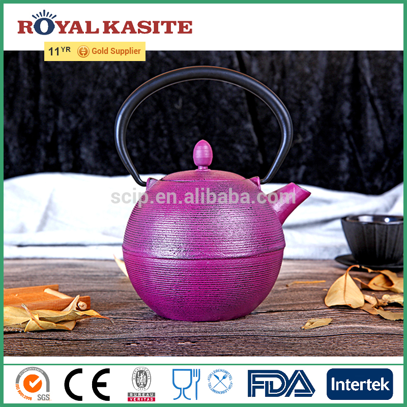 Cast Iron Teapot with trivet