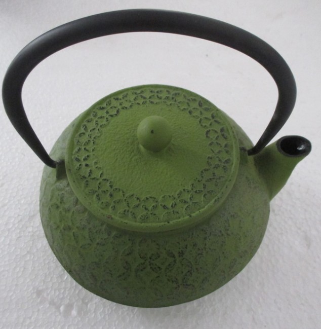 2018 hot sale Green cast iron teapot with bamboo pattern, 1.0L