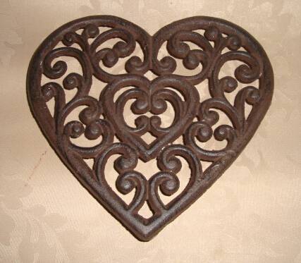 Heart shape cast iron trivet cast iron potholder