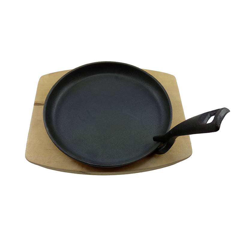Wooden base Cast Iron Sizzling Plate With Lifting Handle