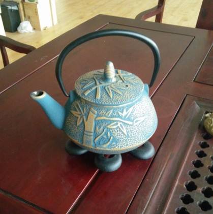 cast iron teapot maily export to Europe in good package, 800ml capacity
