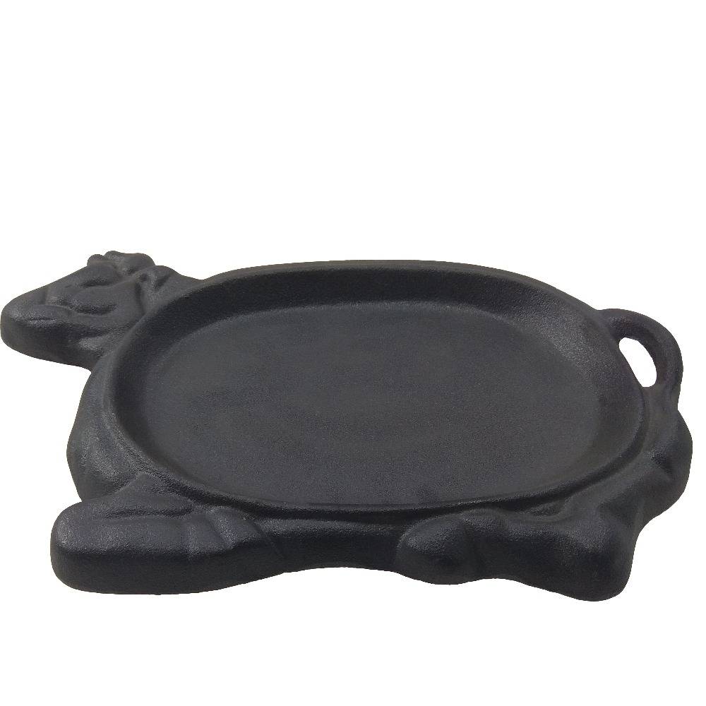 Pre-seasoned frying cast iron cow shape pan with wood tray
