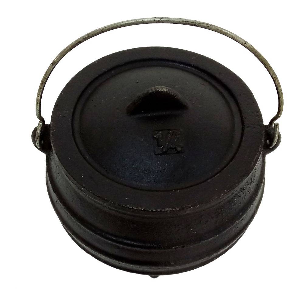 size 14 cast iron black 3 legged South African potjie pot