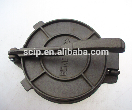 18.5cm preseasoned cast iron tortilla press black