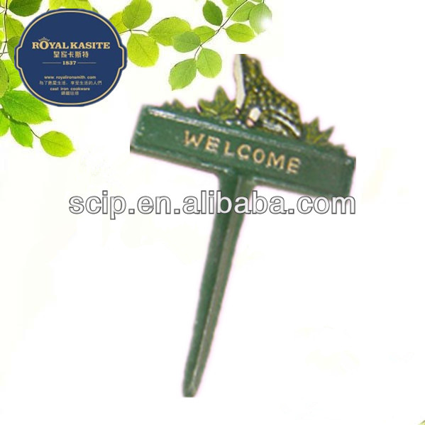 frog garden cast iron welcome sign with hand painting surface