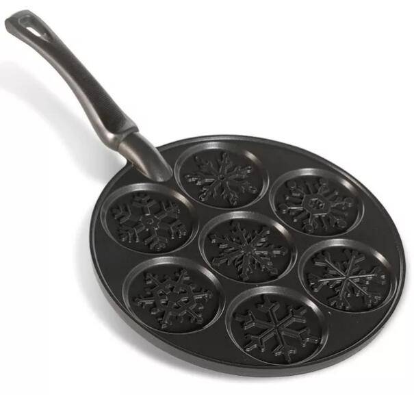 Snowflake shaped  Pancake Pan cake iron bake pan /cake pan /grill pan