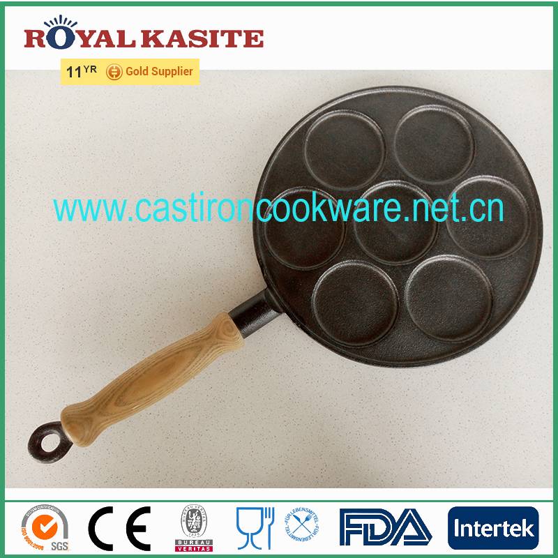 FDA certification cast iron bakeware with wooden handle for hot sell