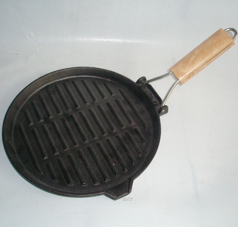 Round cast iron skillet pans with fondable handle