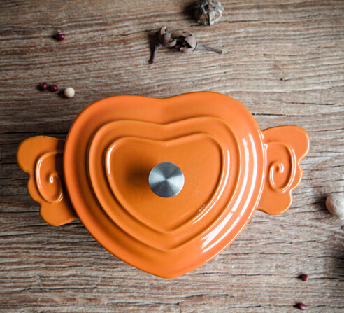 heart shape color enameled cast iron mini pot