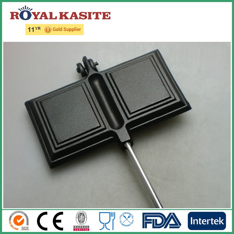 Eco-friendly factory wholesale high quality cast iron bread tongs