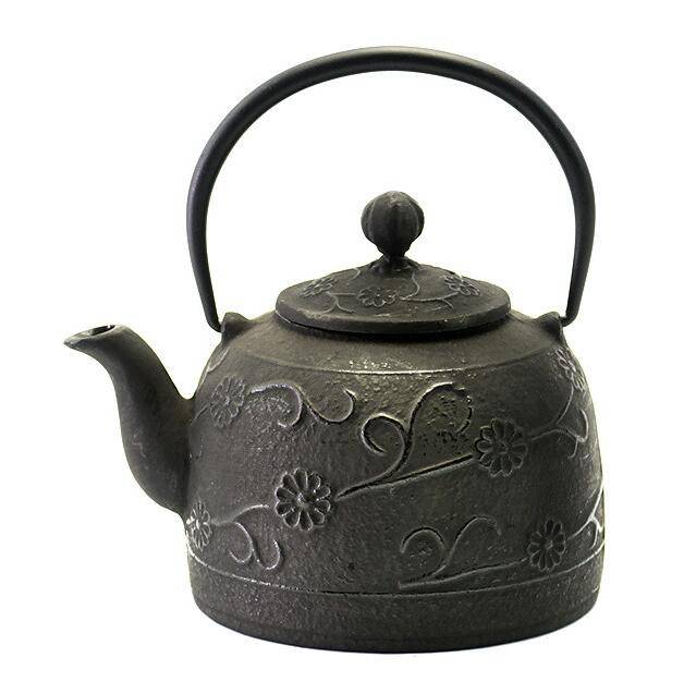 Floral Cast Iron Teapot, Black