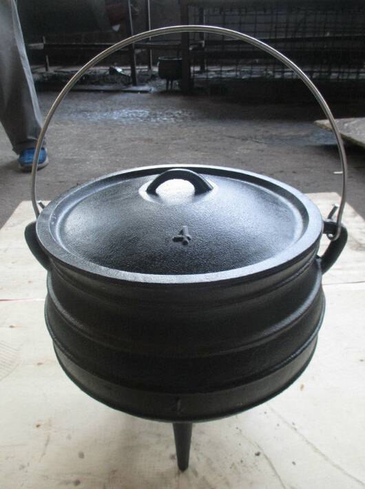 Good Quality Round Cast Iron Fry Pan - 3 legs cast iron potjie pot size 4 – KASITE