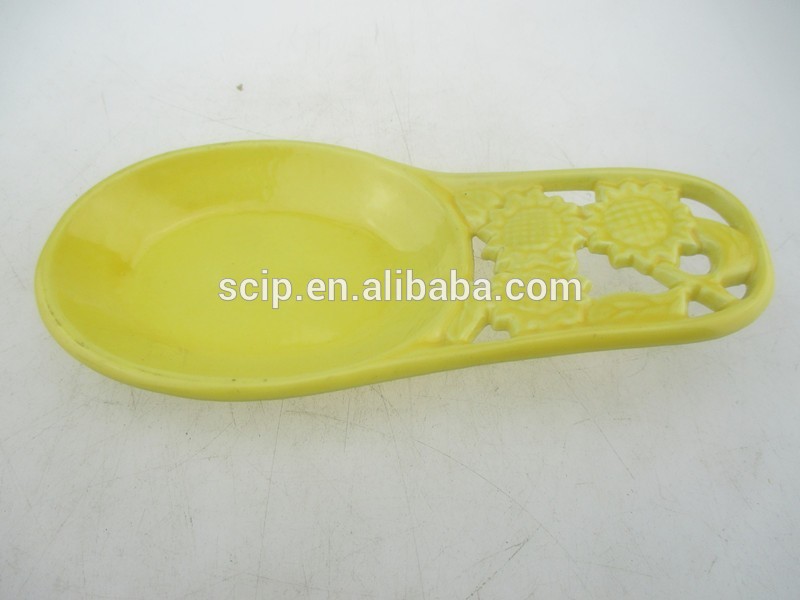 high quality cast iron spoon rest, new design cast iron spoon holder