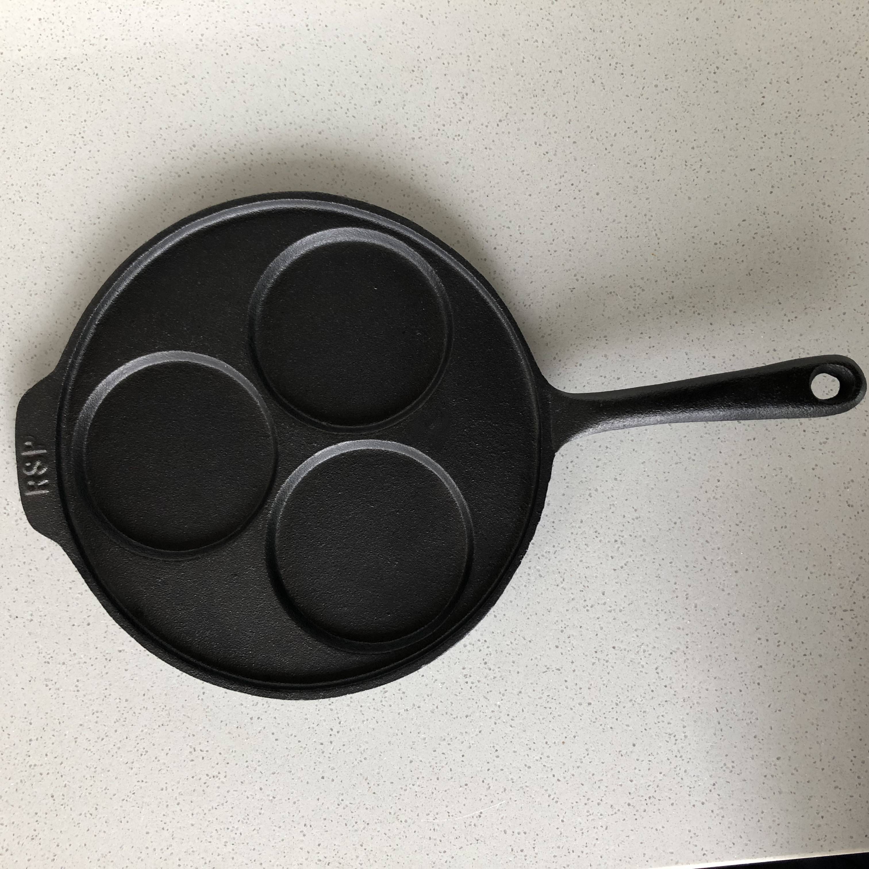 cast iron cake pan /bake pan/grill pan