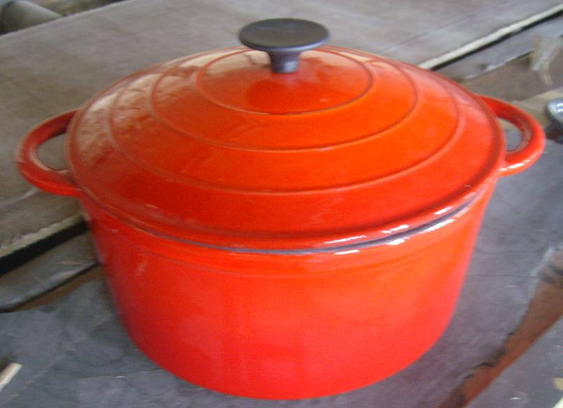Enamel cast iron pan