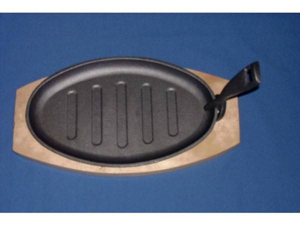 Cast Iron Sizzling Plate with Wood Base
