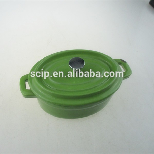 mini cast iron oval enamel pot, oval iron cocotte, cast iron baking pot.