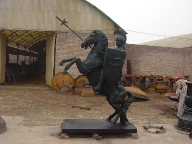 Big Discount Mini Round Cast Iron Skillet -
 Horse and Solider Cast Iron Statue  – KASITE
