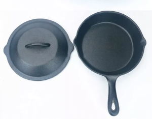 cast  iron  skillet with lid  pre-seasoned