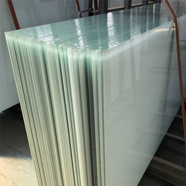 Good Quality Painted Glass – White Painted Glass – Excellent Glass