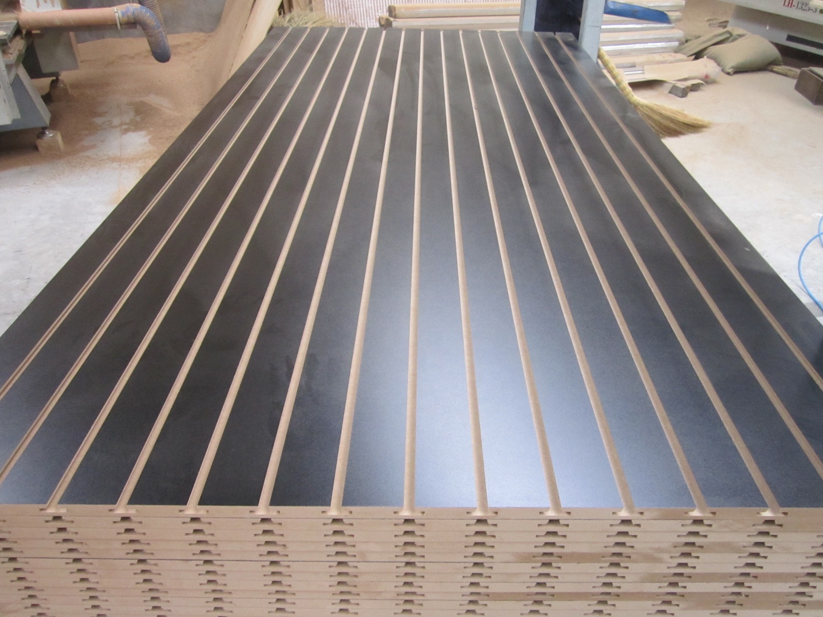 Hot New Products Melamine Slatwall Panels - HPL slatwall MDF panel/wall panel – Chenming