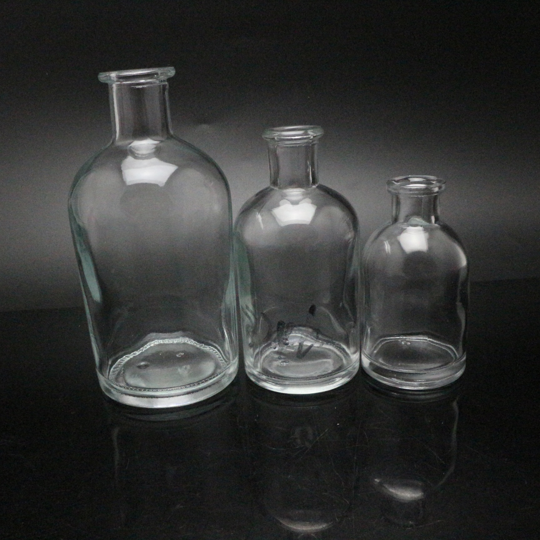Diffuser Bottles - 200ml Clear Glass Round Diffuser Bottle