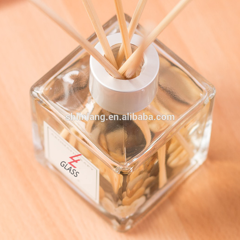 shanghai linlang high quality cube shape glass reed aroma diffuser bottles with lid wholesale